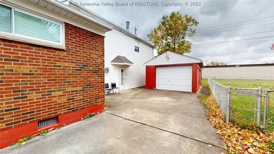 514 24th St, Dunbar, WV 25064 - photo 2