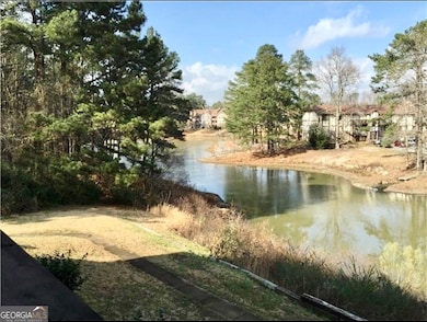 1305 Camelot Dr, Atlanta, GA 30349 - photo 2