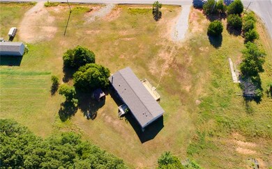 100 N Fishmarket Rd, McLoud, OK 74851 - photo 2