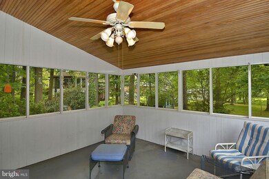3603 University Dr, Fairfax, VA 22030 - photo 7