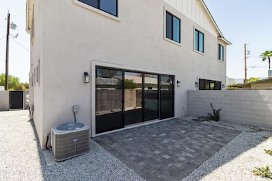 902 W Hazelwood St unit A, Phoenix, AZ 85013 - photo 7