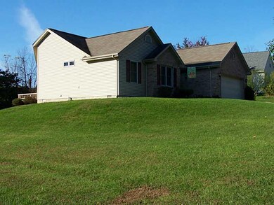 13505 W Georgetown Rd, Columbus, IN 47201 - photo 2