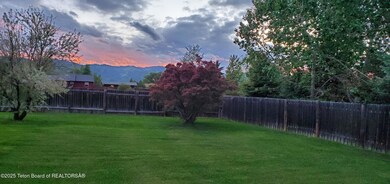 3 Sunsets from Backyard oasis