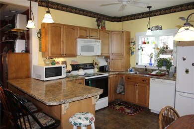 20 Bates St, Mechanic Falls, ME 04256 - photo 5