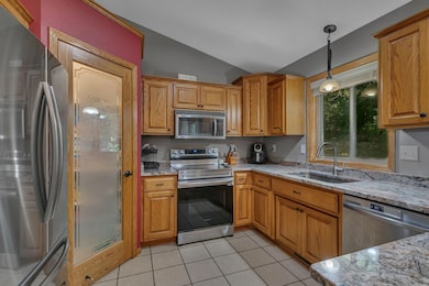 1914 N Benton Dr, Sauk Rapids, MN 56379 - photo 4