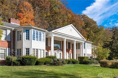 1987 W Alex Bell Rd unit 3, Dayton, OH 45459 - photo 2