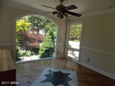 9325 Raintree Rd, Burke, VA 22015 - photo 4