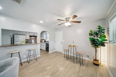 1558 E 59th Place, Tulsa, OK 74105 - photo 4