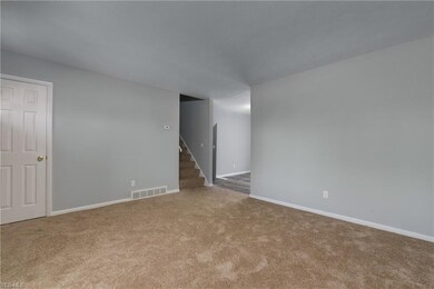 367 Erieview Blvd, Sheffield Lake, OH 44054 - photo 7