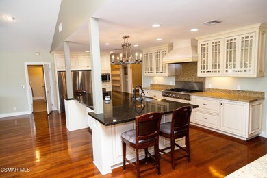 385 Somerset Cir, Thousand Oaks, CA 91360 - photo 4