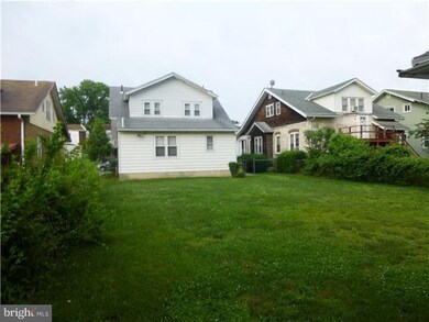 713 Greenway Ave, Darby, PA 19023 - photo 4