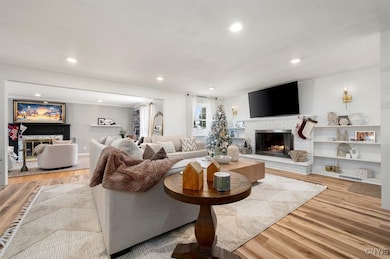 7816 Elwill Rd, Cicero, NY 13039 - photo 5