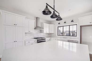 2422 SE 5th St, West Des Moines, IA 50265 - photo 6