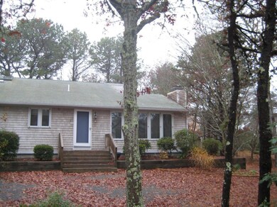 8 Debbie Ln, Mashpee, MA 02649 - photo 5