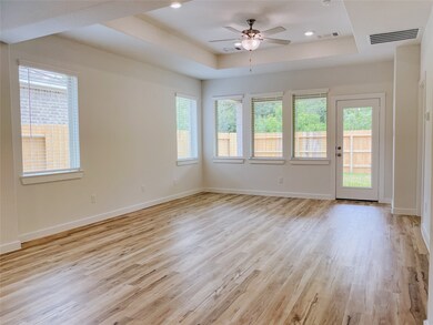 21647 Alberta Forest Cir, Magnolia, TX 77355 - photo 4