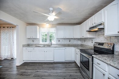 24 Glenwood Rd, Billerica, MA 01821 - photo 6