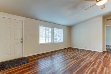 60918 Alpine Dr, Bend, OR 97702 - photo 3