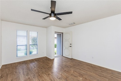 13656 Teague Ln unit 40, Corpus Christi, TX 78410 - photo 4