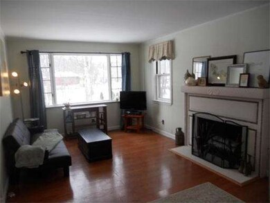 10 Elsie Ave, Billerica, MA 01821 - photo 5