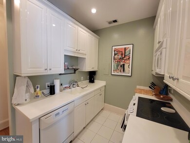1725 P St NW unit 203, Washington, DC 20036 - photo 7