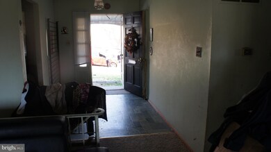 1906 Gaither St, Temple Hills, MD 20748 - photo 4