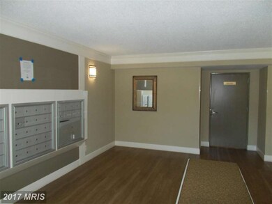 7661 Provincial Dr unit 108, West McLean, VA 22102 - photo 2