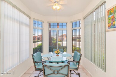 10352 W Potter Dr-large-011-022-10352 W