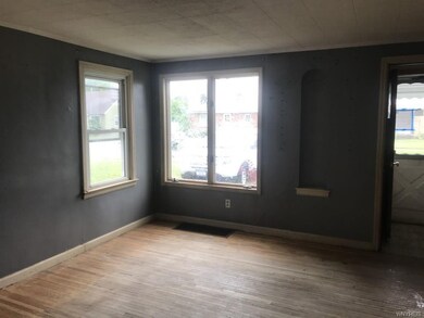 202 Spaulding St, North Tonawanda, NY 14120 - photo 5