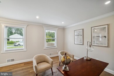 4701 Cherry Valley Dr, Rockville, MD 20853 - photo 5