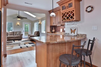 4 Lake Ave, Saugus, MA 01906 - photo 6