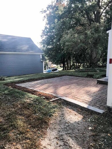 69 Crescent St, Henniker, NH 03242 - photo 2