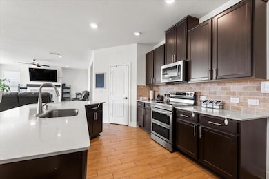 6713 Ondantra Bend, Austin, TX 78744 - photo 7