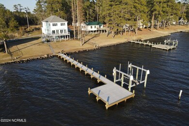 855 Island View