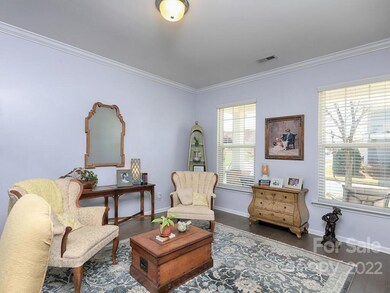 Formal living room, ofice, or playroom space