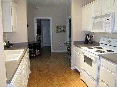 5981 Naughten Ridge Kitchen2