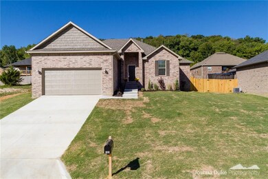 703 E Thornstone Ave, West Fork, AR 72774 - photo 2