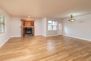825 NE Wiest Way_0037 copy