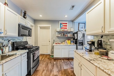 833 N Keystone Ave, Chicago, IL 60651 - photo 7