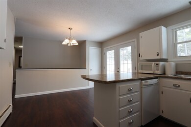 85 Ridgewood Dr, Saint Johnsbury, VT 05819 - photo 5