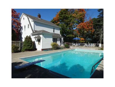 40 Meadow View Dr, Cranston, RI 02920 - photo 4