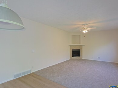 15218 Fowler Ave, Omaha, NE 68116 - photo 4