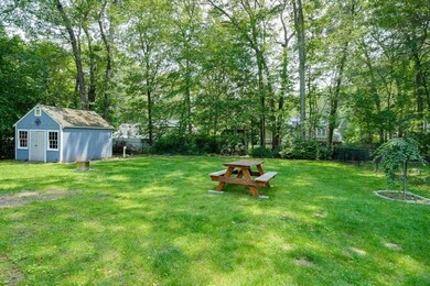 10 Laurel Ln, Bellingham, MA 02019 - photo 3