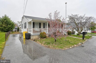 252 Asbury Rd, Pasadena, MD 21122 - photo 2