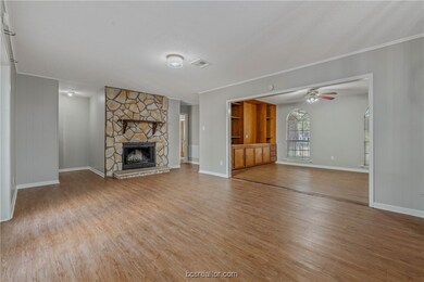 1219 S Ridgefield Cir, College Station, TX 77840 - photo 7