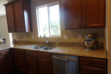 604 Parkside Ct, Chelsea, MI 48118 - photo 7