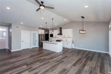 9715 Watermeadow Cir, Johnston, IA 50131 - photo 6