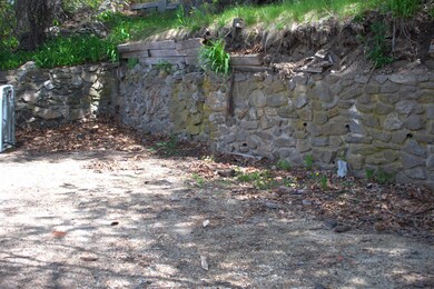 124 Shadow Lake Rd, Salem, NH 03079 - photo 2