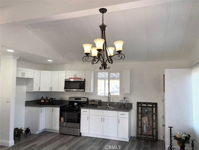 8787 Locust Ave unit 28, Fontana, CA 92335 - photo 3