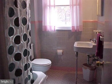 1022 Eisenhower Ave, Woodlyn, PA 19094 - photo 7