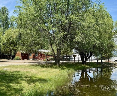 4 P St, Cascade, ID 83611 - photo 2